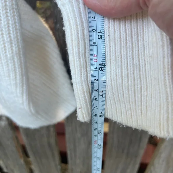 Cabi cream long v-neck cardigan, Size M - Picture 8 of 11